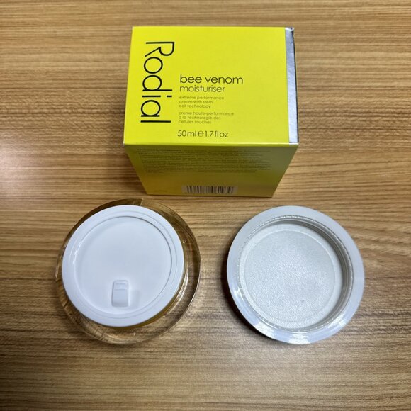 NEW Rodial Bee Venom Moisturiser 1.7 fl oz / 50mL - Picture 3 of 8